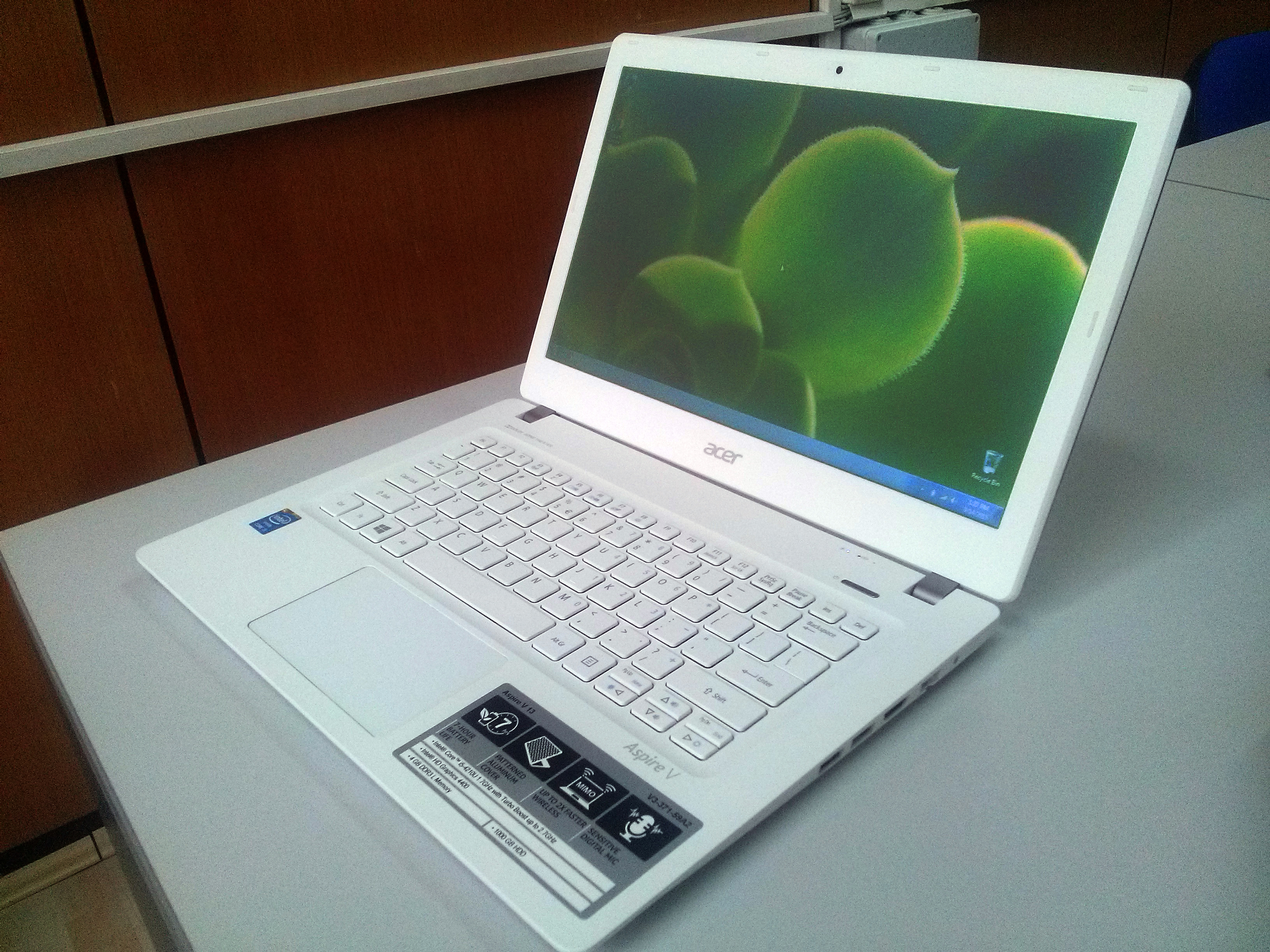 Lap top - Acer V3-371-59A2-i5 4210U/4GB 1600/1TB/LAN,BT,WiFi/13.3Ë/Intel 4400/4cell